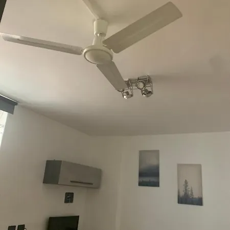 Appartement New Luxury Apartment, City Center